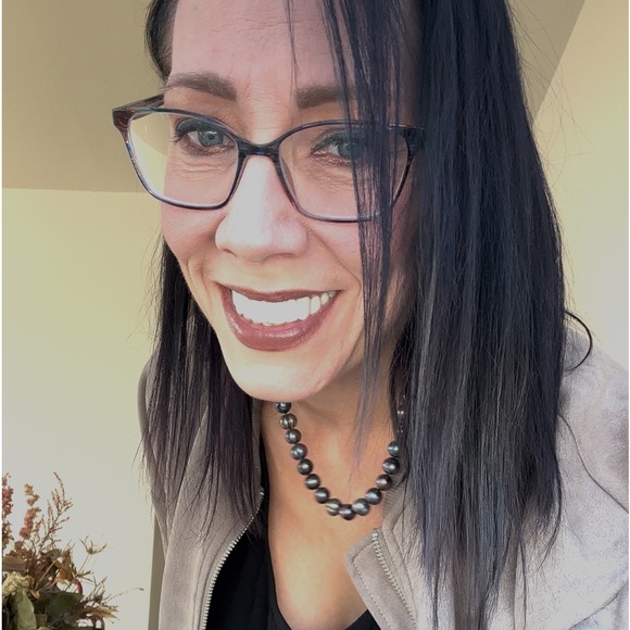 Meet your Posher, Jamie - Picture 1 of 1